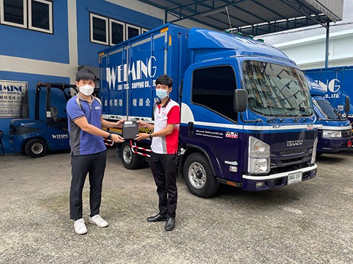 รถบรรุกอีซูซุ 4 ล้อ nlr 130